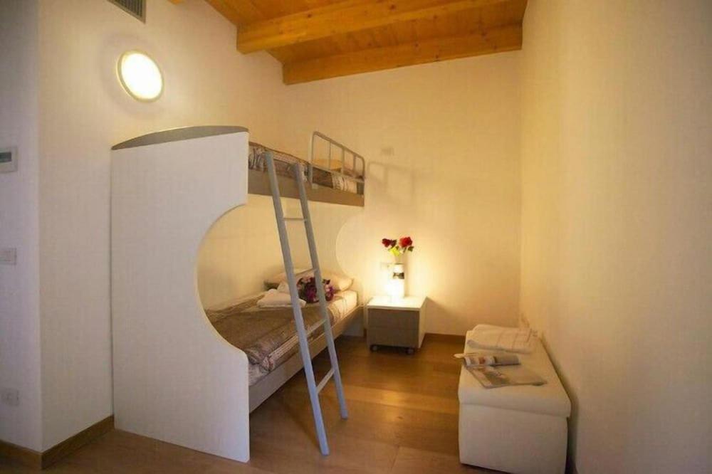 Paradiso Del Lago Orchidea 1 Bellano Exterior foto